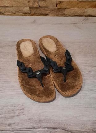 Вьетнамки ugg оригинал  размер 37