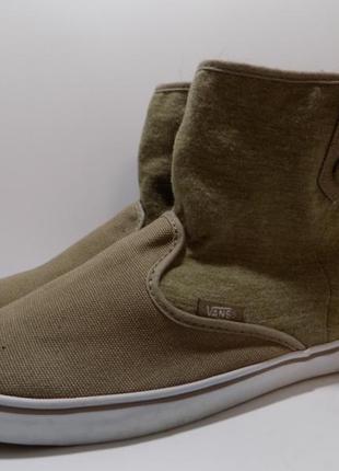 Кеди, чоботи vans