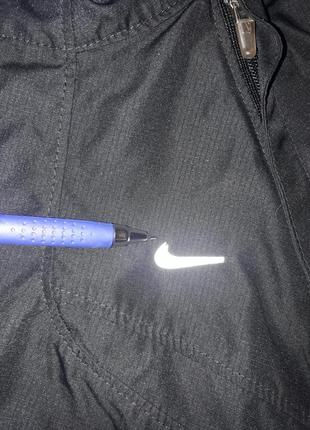 Nike спортивна куртка. оригінал.8 фото