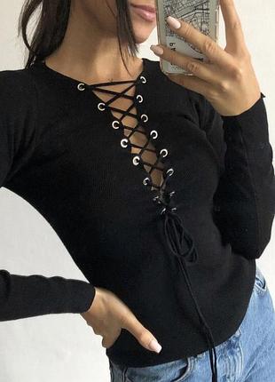 Светр на зав'язці на грудях