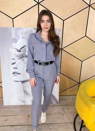 Костюм с рубашкой свободного кроя