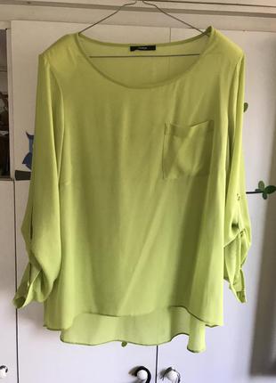 Блузка большого размера цвета молодой зелени