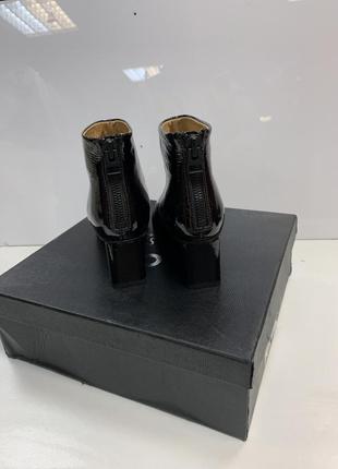 Женские лаковые ботинки тёмно-коричневый  от шведского брэнда h&m студия премиум сегмент2 фото