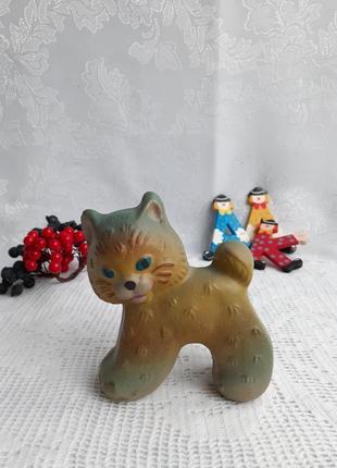 Котенок резиновая игрушка- пищалка ссср советская копыченцы резина эмаль котик для малышей