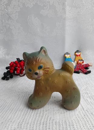Котенок резиновая игрушка- пищалка ссср советская копыченцы резина эмаль котик для малышей2 фото