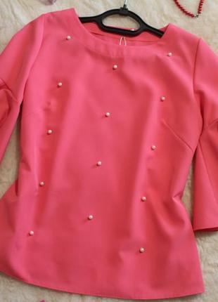 Ефектна блуза з рукавами-воланами3 фото