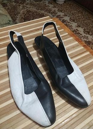 Босоножки
