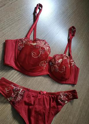 Красный откровенный комплект miriale luxury размер м