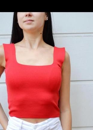 Кроп топ в стилі zara