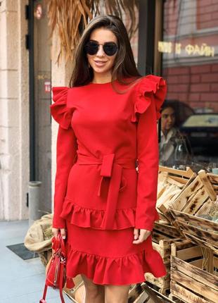 Красное платье с рюшами2 фото