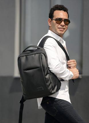 Молодежный мужской рюкзак черный для города