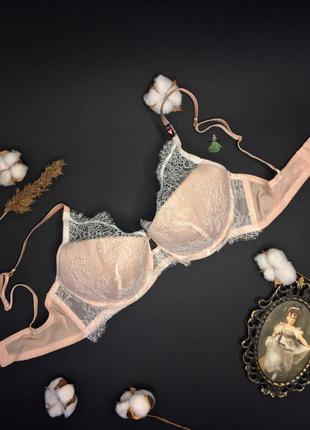 Мереживний бюстгальтер з глибоким вирізом dream angels chantilly lace plunge bra vs