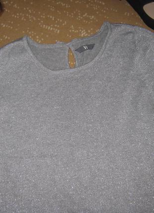 Классный свитерок люрексовой нитью с маленьким вырезом капелька и бантиком сзади bhs3 фото