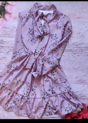 Плаття на дівчинку