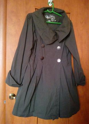 Пальто,парка,плащ(отлично подойдёт для беременных)
