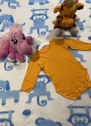 Удобный практичный оранжевый 🧡 боди)есть много детских и брэндовых вещей)