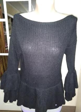 Кофта з баскою з вирізом човник італія