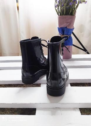 Стильні гумові чобітки на шнурівках glamorous 36р.2 фото