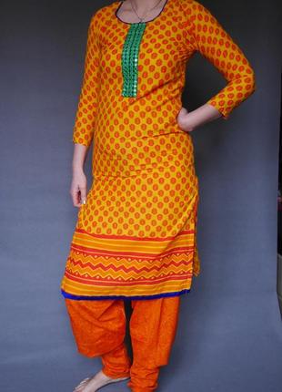 Индийский костюм. сари.1 фото