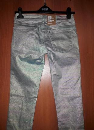 Джинсы skinny h&m блестящие2 фото