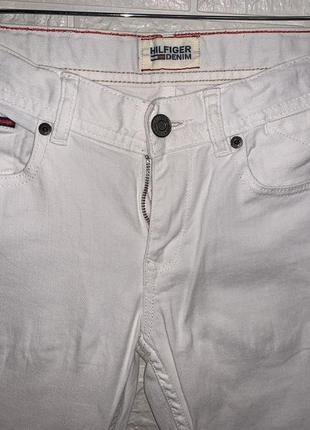 Білі джинси tommy hilfiger2 фото