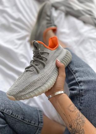 Кросівки yeezy 350 v2 desert sage кроссовки6 фото