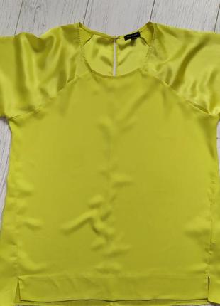 Ярко-желтая блуза, illuminating.7 фото