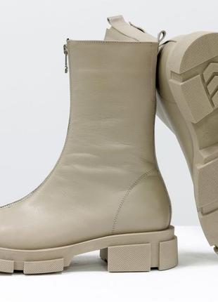 Дизайнерские кожаные ботинки бежевого цвета ,змейка спереди5 фото