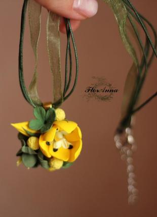 Кулон ручної роботи з цветыми "жовті тюльпани з фрезиями"3 фото