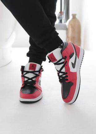 Женские кроссовки air jordan 1 mid familia day of the dead 2021 release date 1 retro white/black/red2 фото