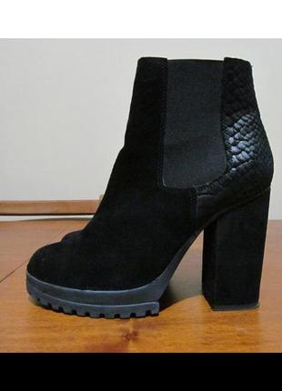 Шикарні черевики, ботильйони river island