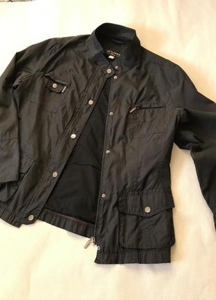 Гарна жіноча куртка in linea,48-50