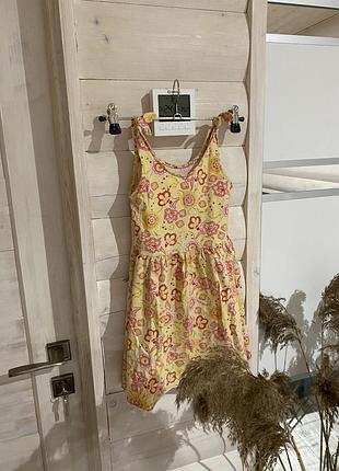 Платье для девочки в цветочный принт 💐есть много детских и брэндовых вещей