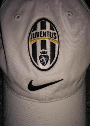 Бейсболка nike juventus, оригінал4 фото