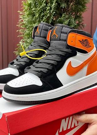 Чоловічі кросівки nike air jordan 1 retro білі з помаранчевим