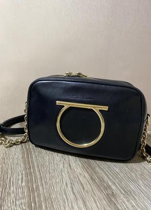 Сумка чёрная salvatore ferragamo оригинал3 фото