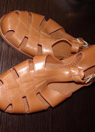 Аквашузы чоловічі 43 розмір швейцарія ,мильницы ,босоніжки,сандалі желейки