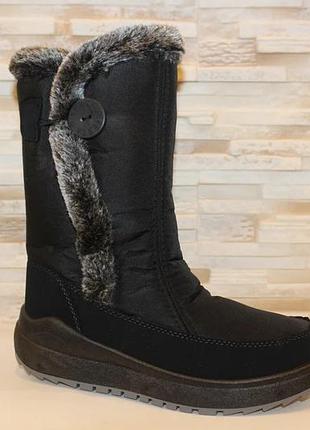Женские зимние черные сапоги дутики