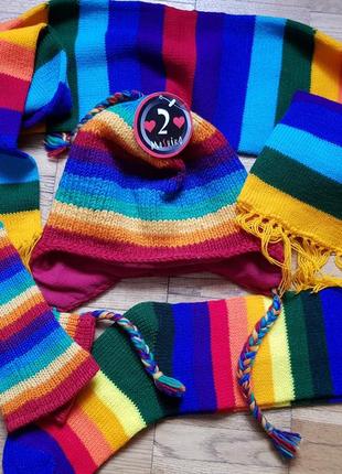 Набор шапочка, шарф, перчатки, носки1 фото