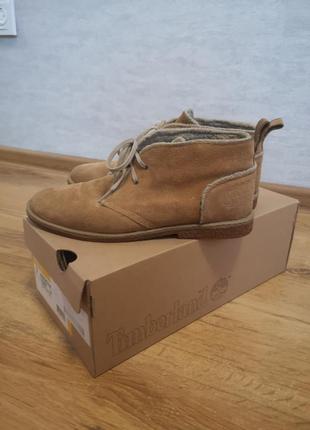 Замшеві черевики від timberland