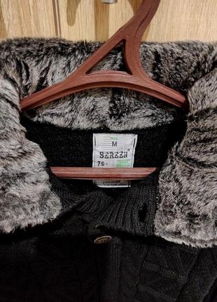Теплий светр з хутром на горлі3 фото