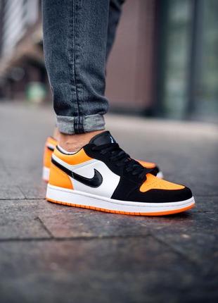 Nike air jordan 1 retro low black white orange 🧡, чоловічі кросівки найк джордан3 фото