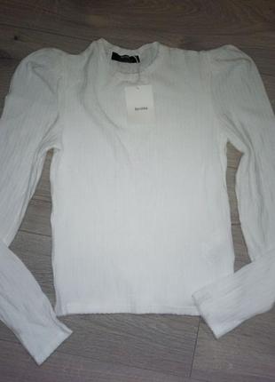 Кофтинка нова bershka m