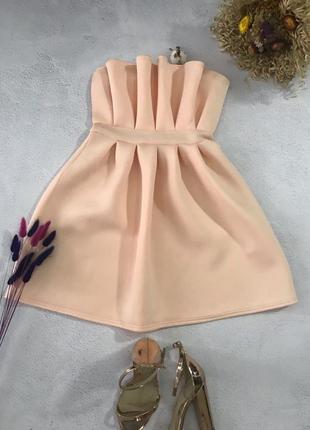 Нежно-розовое платье prettylittlething