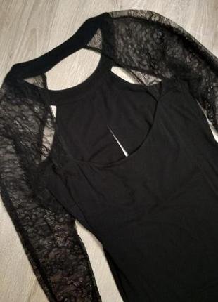 Крутое черное вечернее платье миди с гипюром8 фото