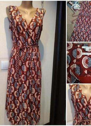 Пряме стильна сукня з геометричним принтом