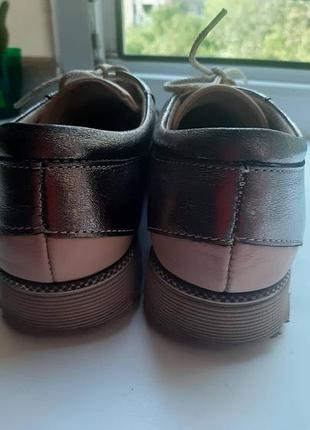 Туфли на шнуровке
