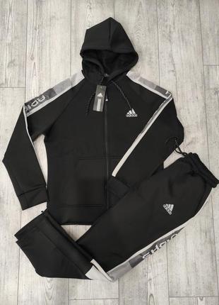 Спортивний костюм adidas