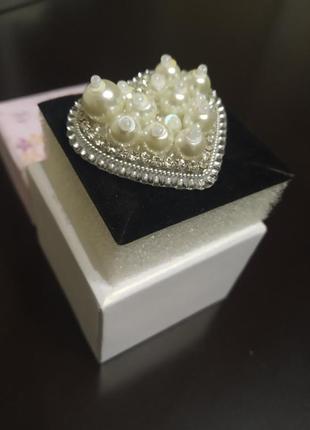 Очаровательная брошь 💓, бусины и стразы