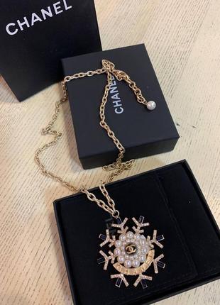 Подвеска с большим кулоном